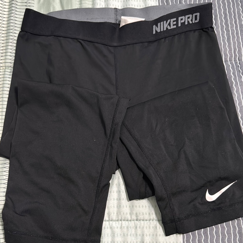 Nike Pro Black Athletic capris